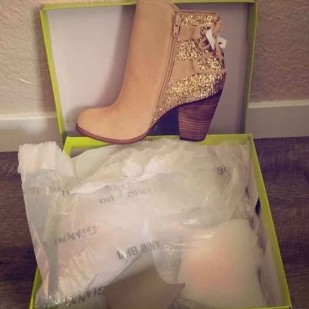 Gianni Bini Tan Glitter Gold Block Heel Western Disco Cowgirl Ankle Boots Size 7